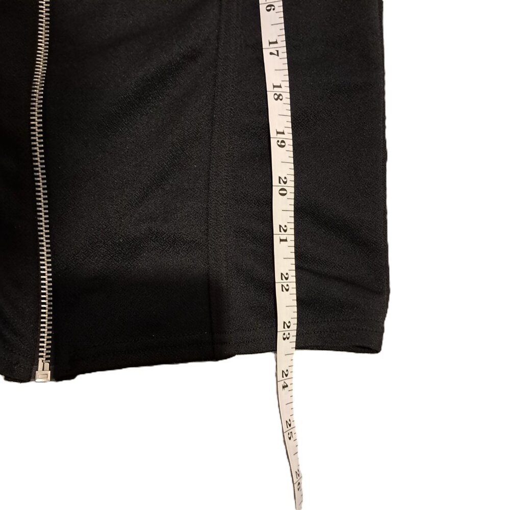 PrettyLittleThing Women's Black Zip up cup detail dress | Size 6 - Picture 5 of 7